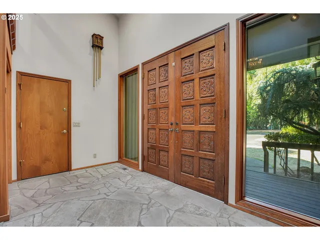 $895,000 | 8710 Southeast 57th Avenue, Portland, OR 97206