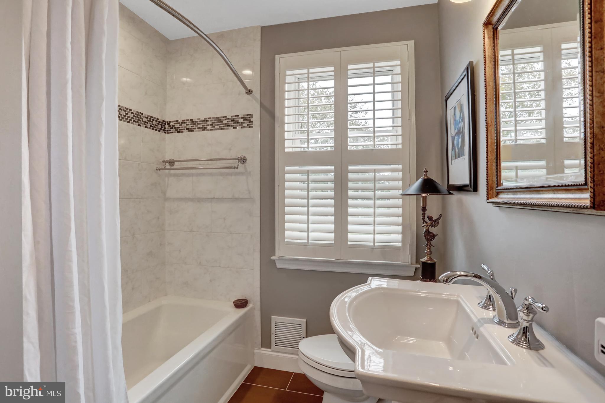 414 Overbrook Road Baltimore, MD 21212 - Photo 14 of 29 The bathroom is updated and new.