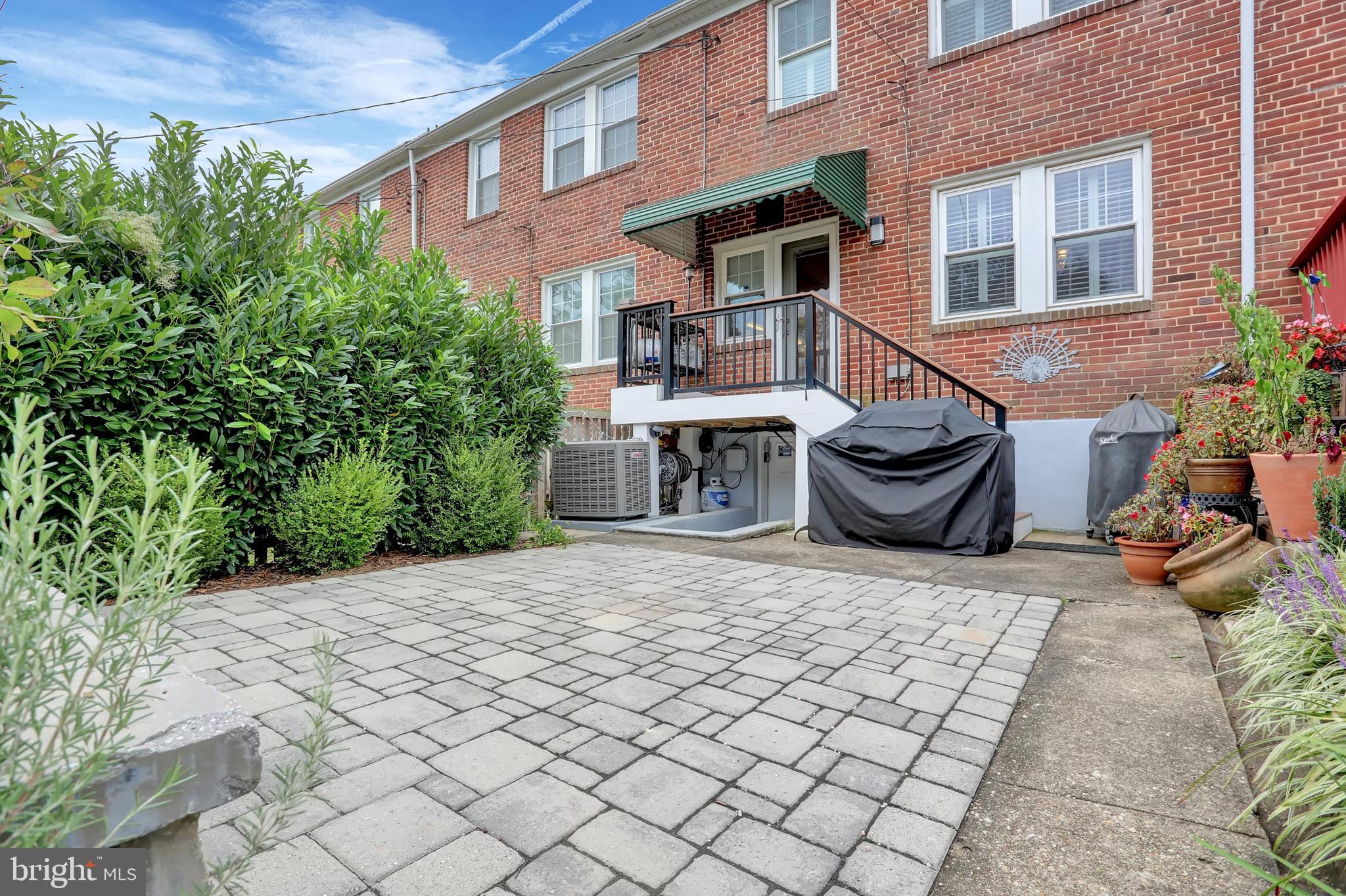414 Overbrook Road Baltimore, MD 21212 - Photo 23 of 29 rear yard, has patio and Trex staircase.