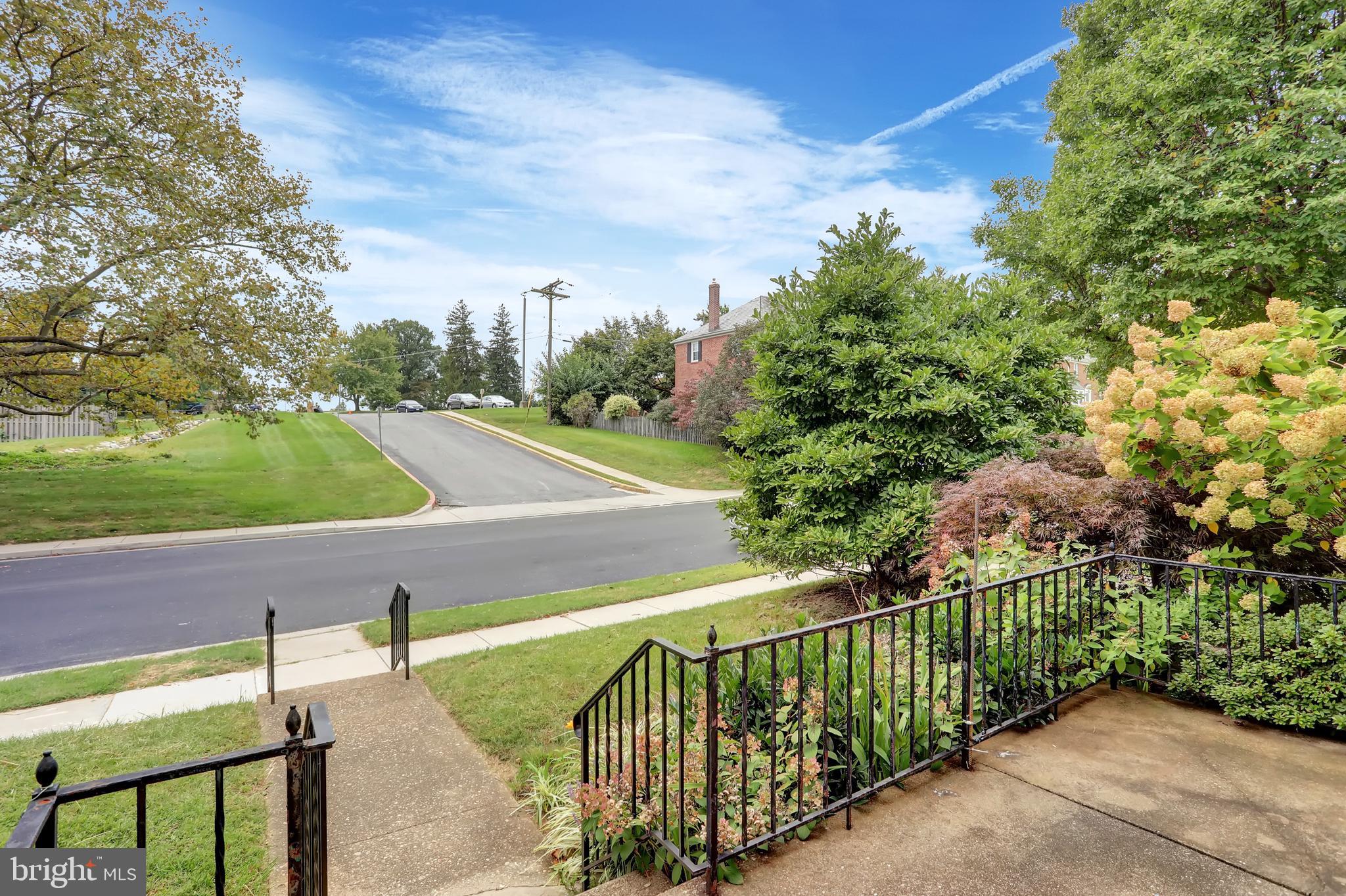 414 Overbrook Road Baltimore, MD 21212 - Photo 29 of 29 Note, parking is easy as there are no houses