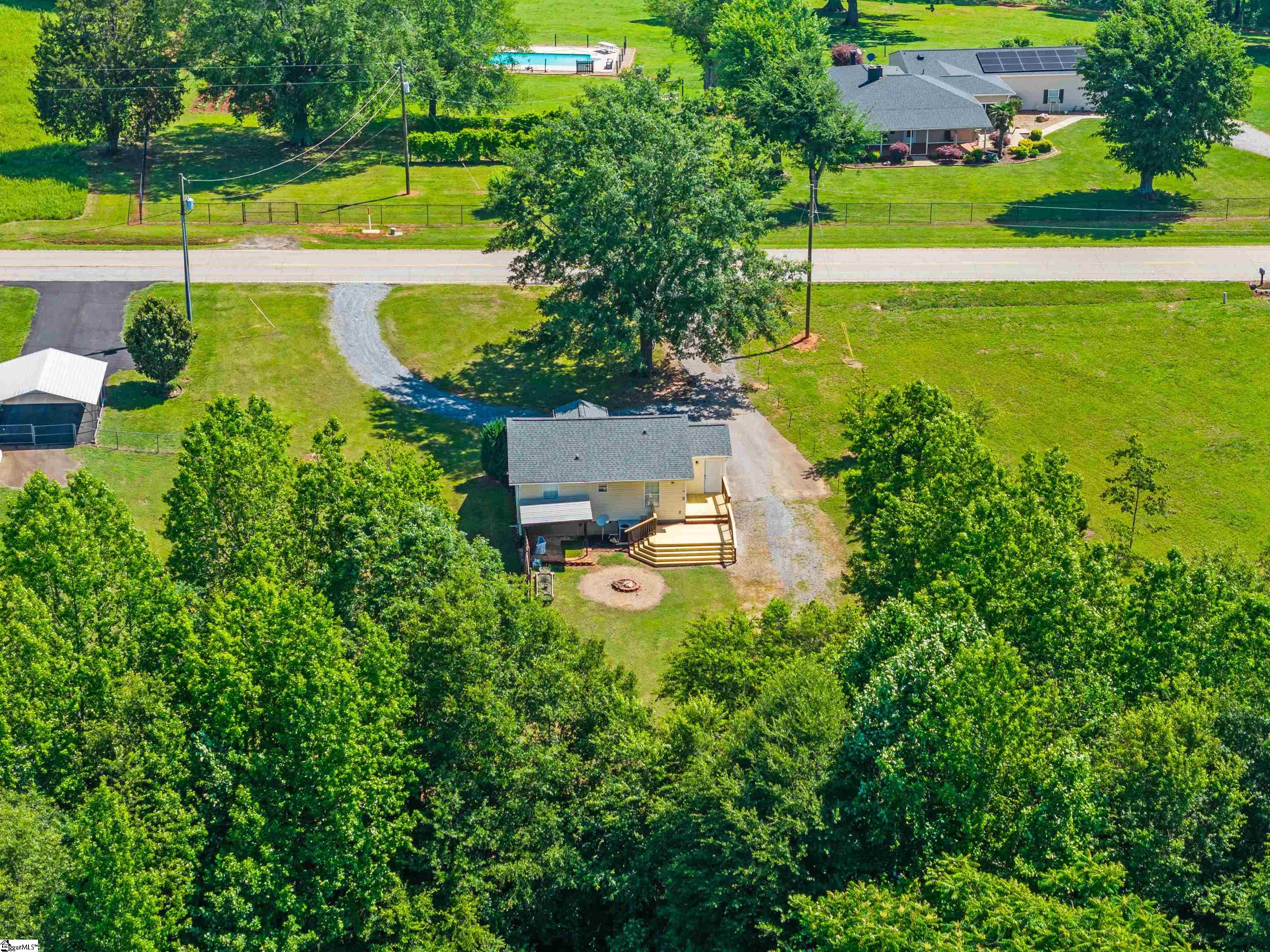 4635 Rainbow Lake Road Campobello, SC 29322 - Photo 18 of 20