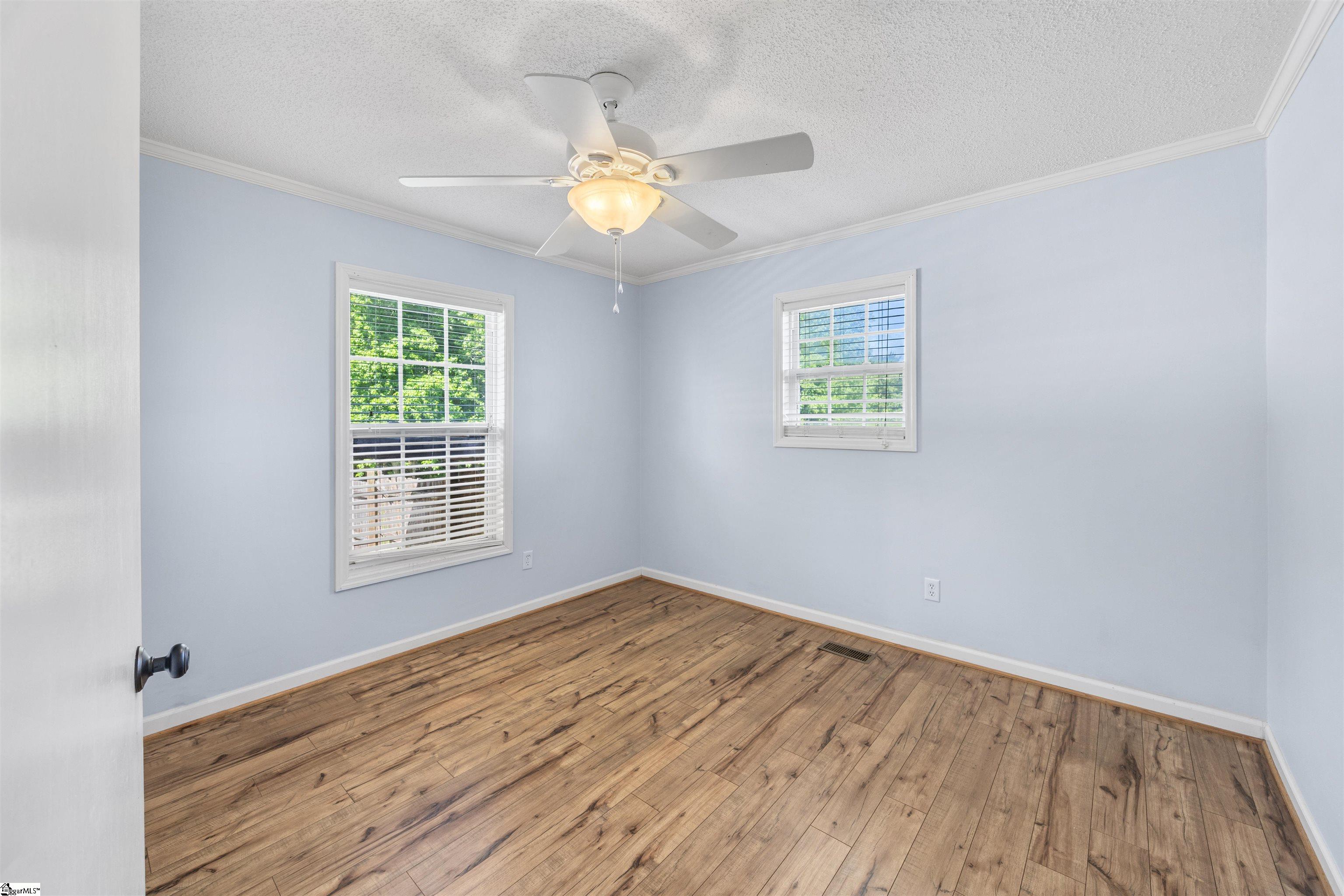 4635 Rainbow Lake Road Campobello, SC 29322 - Photo 8 of 20