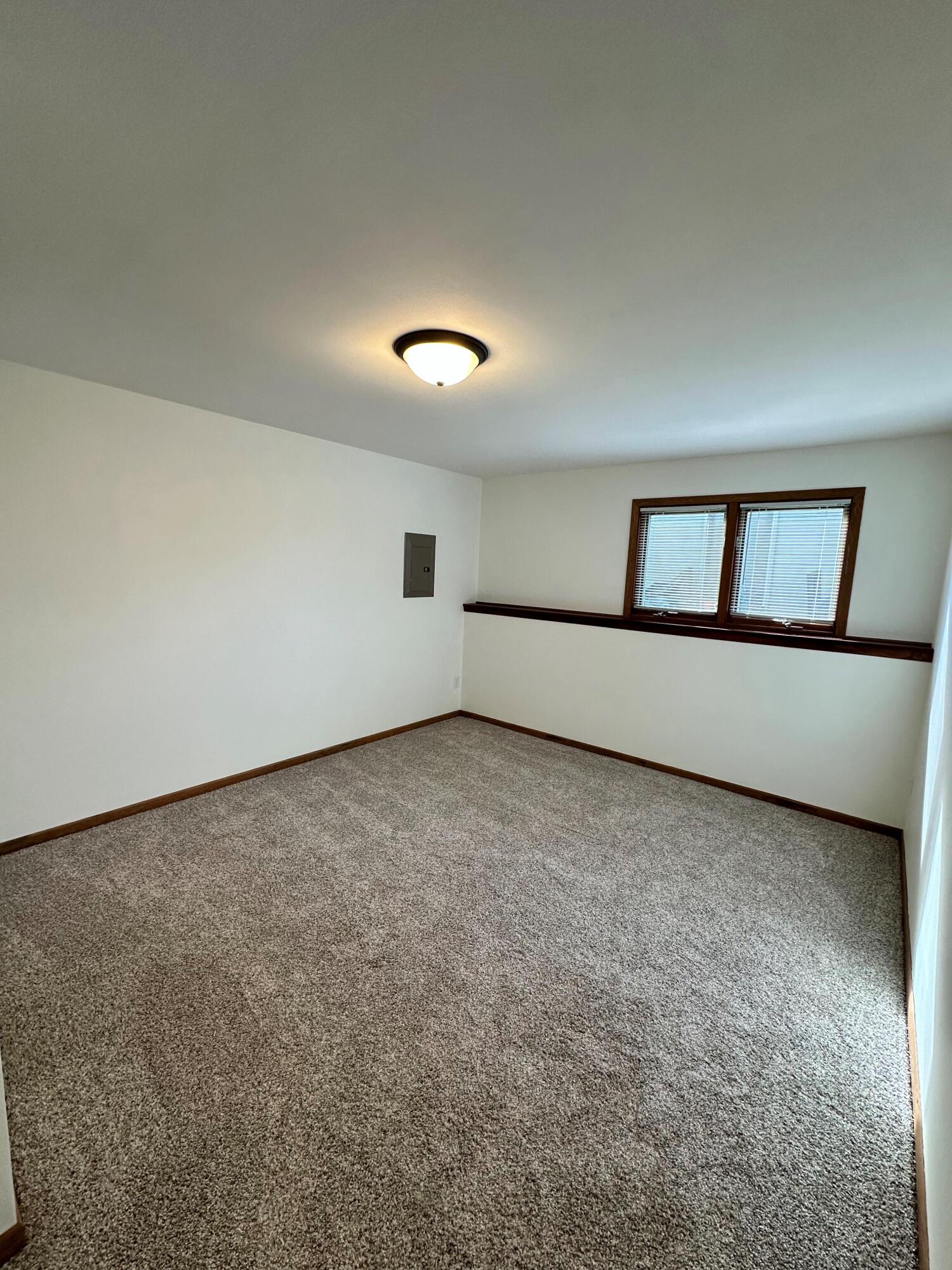 622 Lous Way Slinger, WI 53086 - Photo 12 of 29 Robert McCaigue - 622 - BR 4