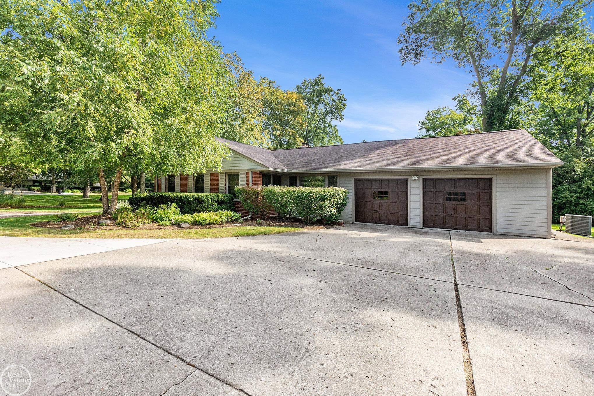 3781 Lincoln Road Bloomfield Hills, MI 48301 - Photo 36 of 37