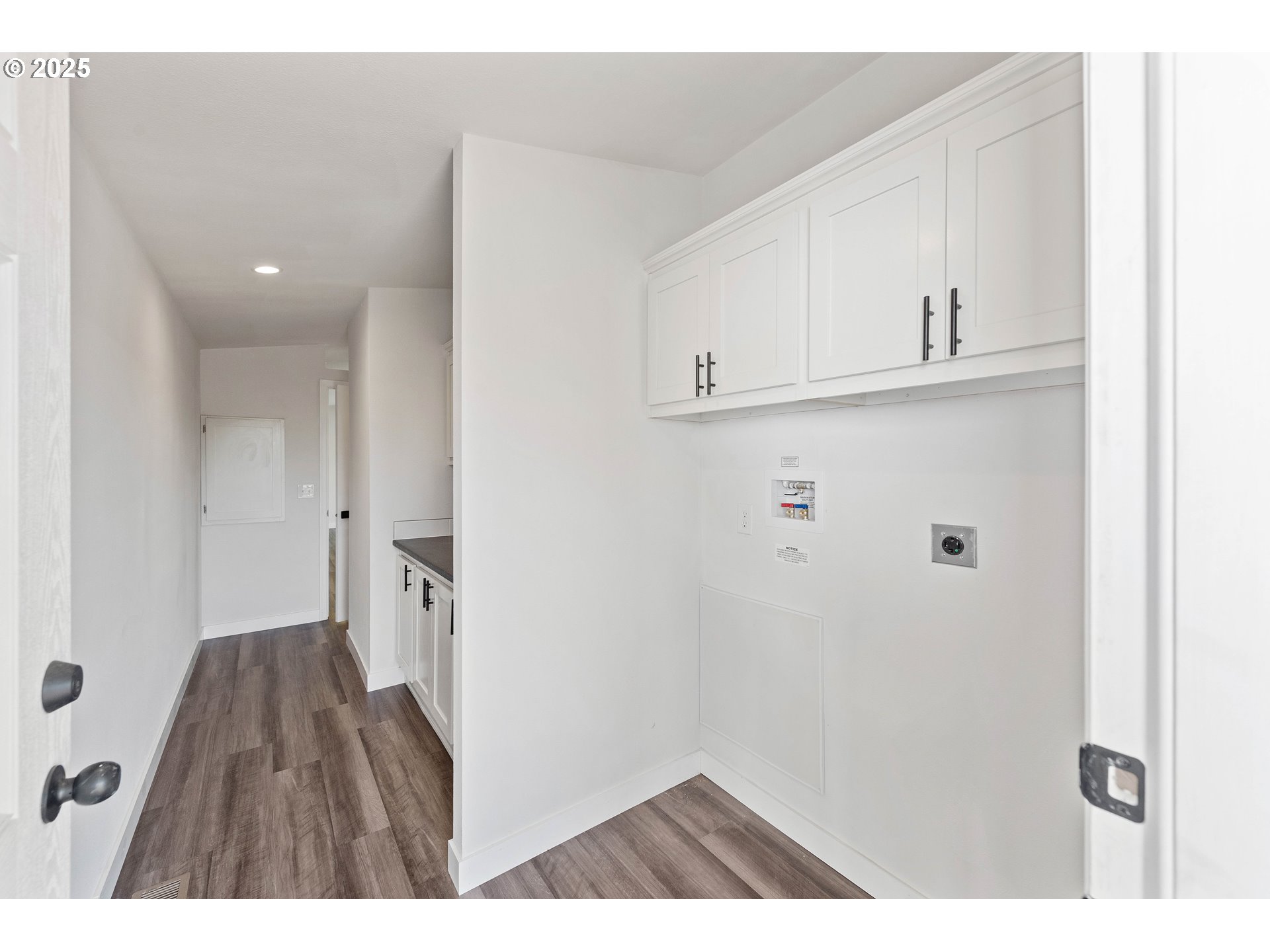 2780 34th Street Coos Bay, OR 97420 - Photo 12 of 31