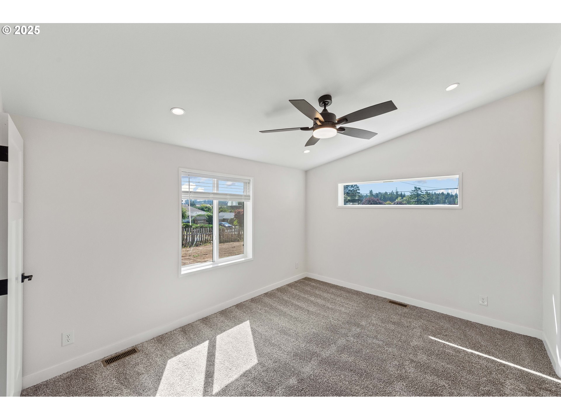 2780 34th Street Coos Bay, OR 97420 - Photo 14 of 31