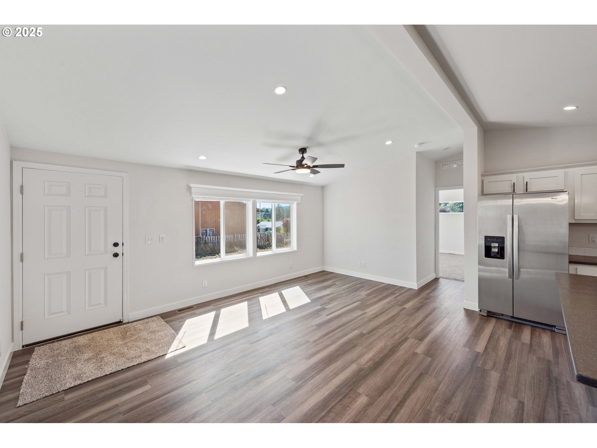 2780 34th Street Coos Bay, OR 97420 - Photo 9 of 31