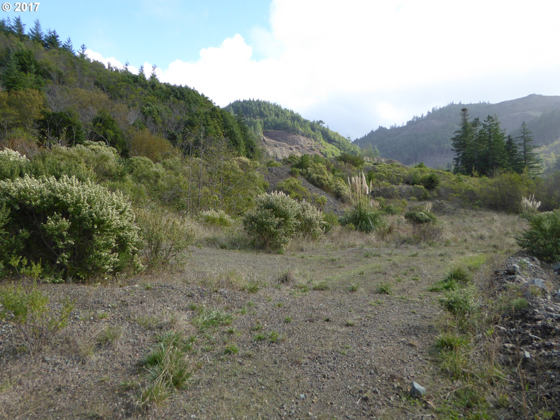 94583 Quarry Road Gold Beach, OR 97444 - Photo 10 of 29 Gallery Image 10
