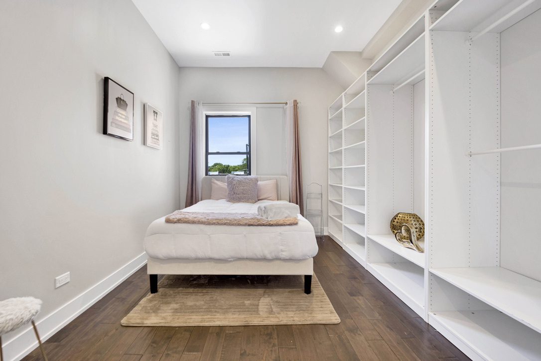 3330 South Indiana Avenue, Unit 2S Chicago, IL 60616 - Photo 15 of 28