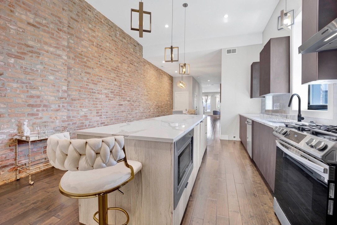 3330 South Indiana Avenue, Unit 2S Chicago, IL 60616 - Photo 3 of 28