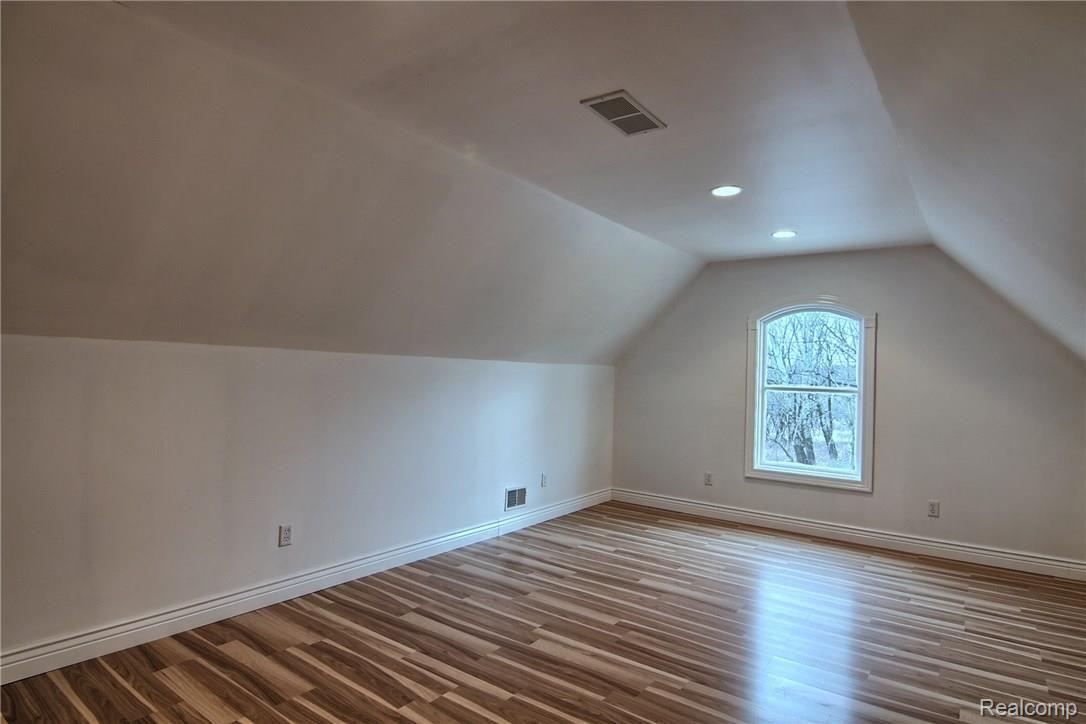 66701 Omo Road New Haven, MI 48050 - Photo 19 of 36 Bonus Room