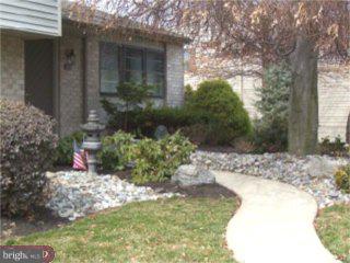 97 Tulip Road Southampton, PA 18966 - Photo 1 of 5 Gallery Image 1