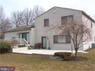 97 Tulip Road Southampton, PA 18966 - Photo 3 of 5 Gallery Image 3