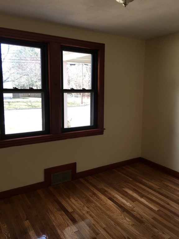 81 Slater Avenue Springfield, MA 01119 - Photo 9 of 20 Gallery Image 9