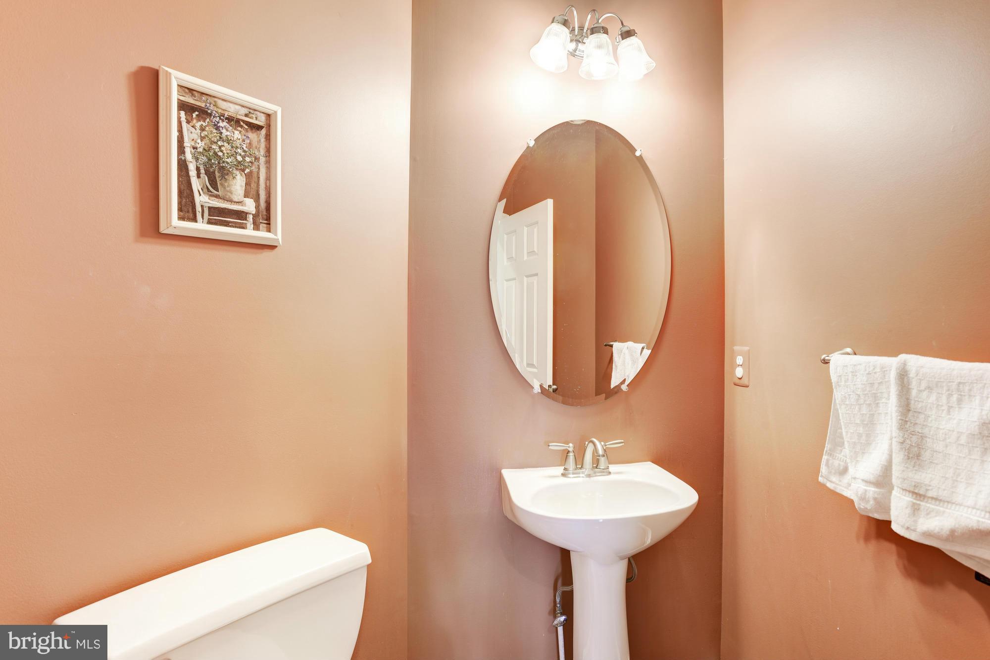 6909 Granite Ridge Court Baltimore, MD 21209 - Photo 10 of 30 Half Bath