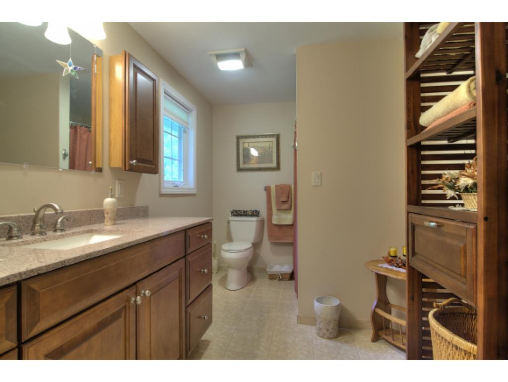 102 Wheeler Road Hollis, NH 03049 - Photo 13 of 28