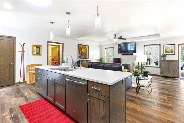 $520,000 | N13703 Canar Road, Trempealeau, WI 54661