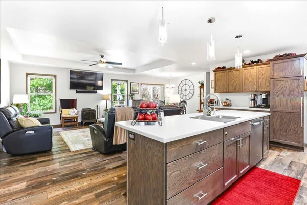 $520,000 | N13703 Canar Road, Trempealeau, WI 54661