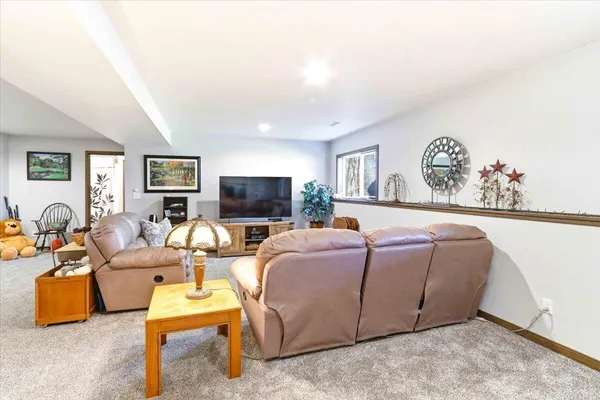 $520,000 | N13703 Canar Road, Trempealeau, WI 54661