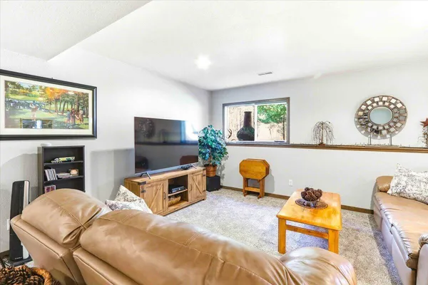 $520,000 | N13703 Canar Road, Trempealeau, WI 54661