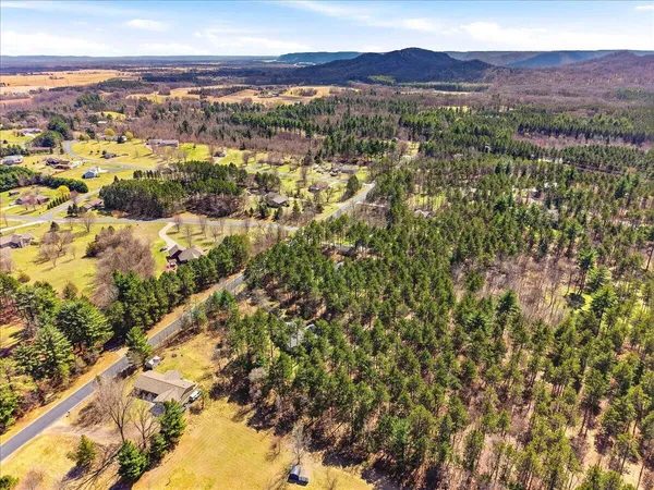 $520,000 | N13703 Canar Road, Trempealeau, WI 54661