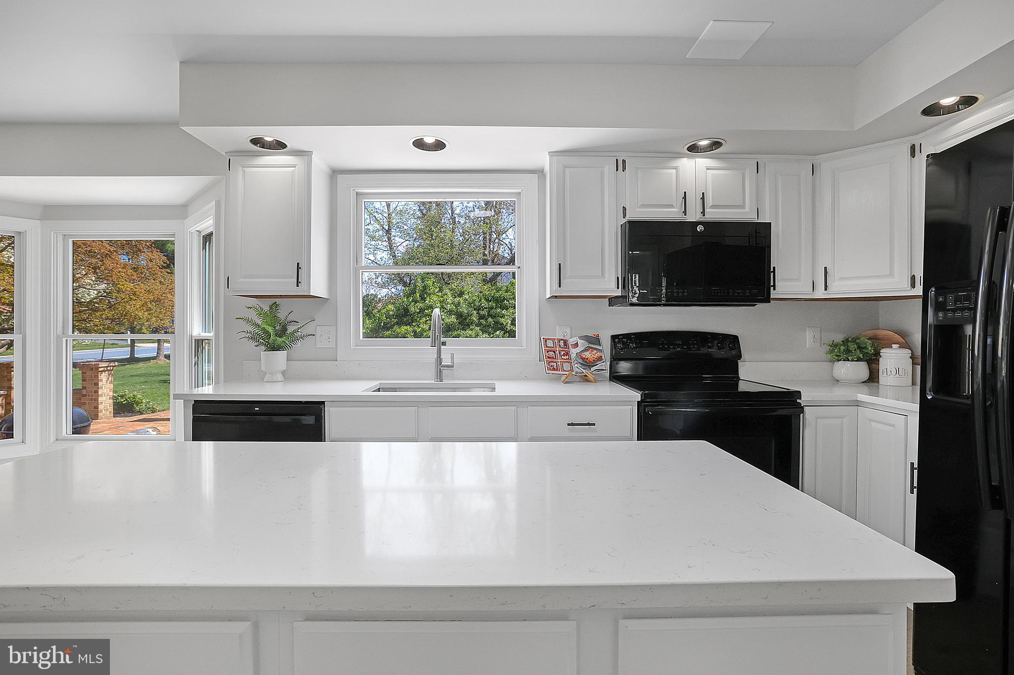 10390 Stansfield Road Laurel, MD 20723 - Photo 12 of 81