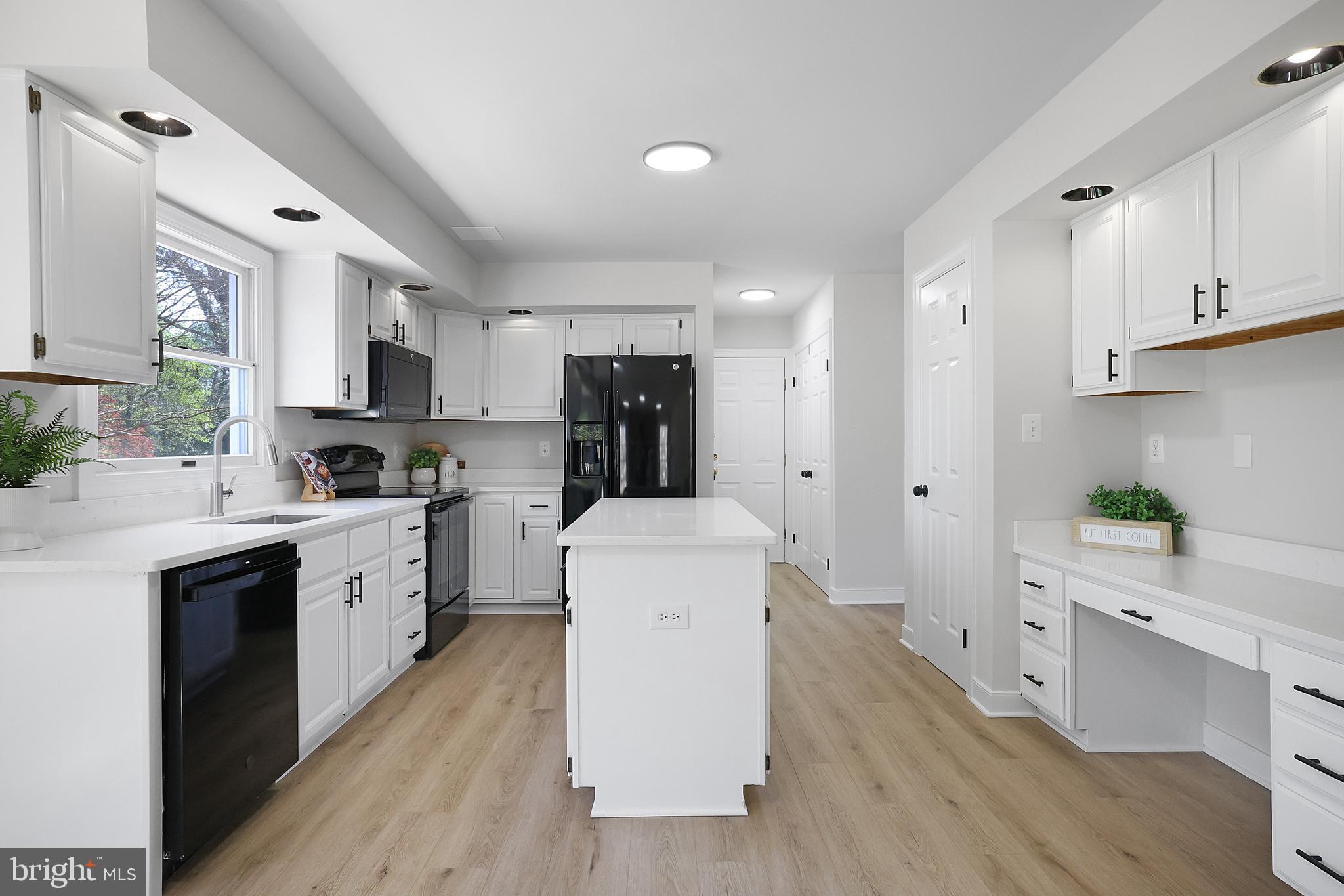 10390 Stansfield Road Laurel, MD 20723 - Photo 10 of 81