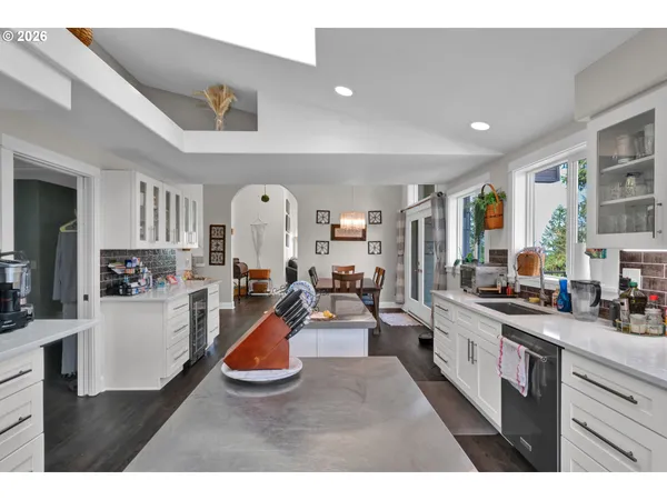 $895,000 | 3343 Bentley Avenue, Eugene, OR 97405