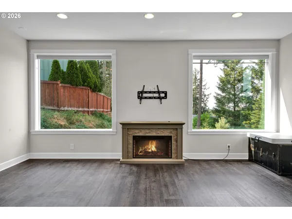 $895,000 | 3343 Bentley Avenue, Eugene, OR 97405