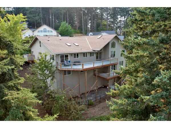 $895,000 | 3343 Bentley Avenue, Eugene, OR 97405