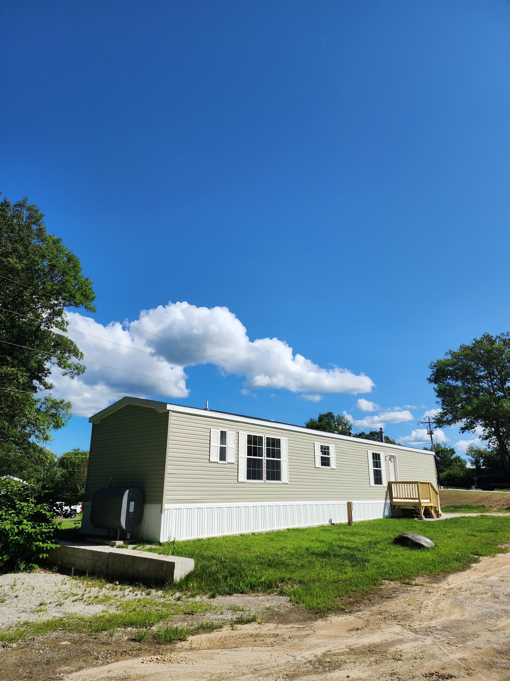 65 Leavitt Road, Unit 11 Pittsfield, NH 03263 - Photo 3 of 30