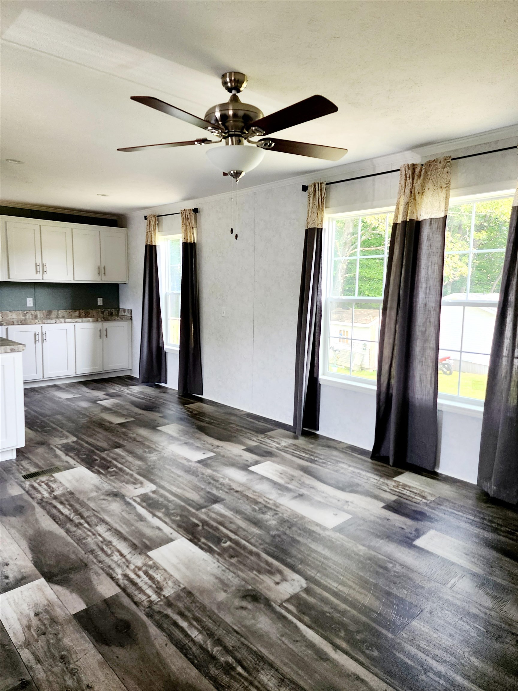 65 Leavitt Road, Unit 11 Pittsfield, NH 03263 - Photo 4 of 30