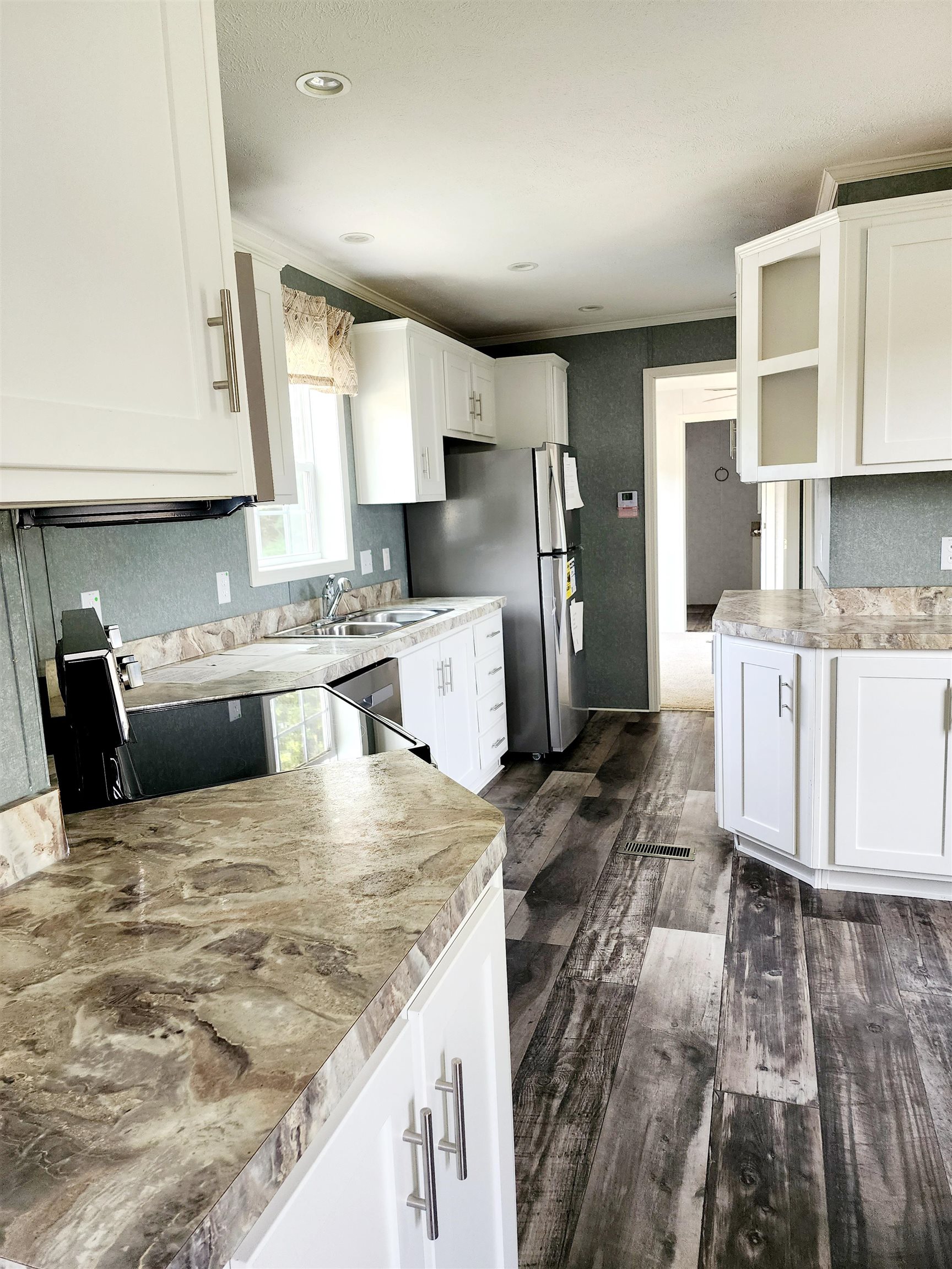 65 Leavitt Road, Unit 11 Pittsfield, NH 03263 - Photo 7 of 30