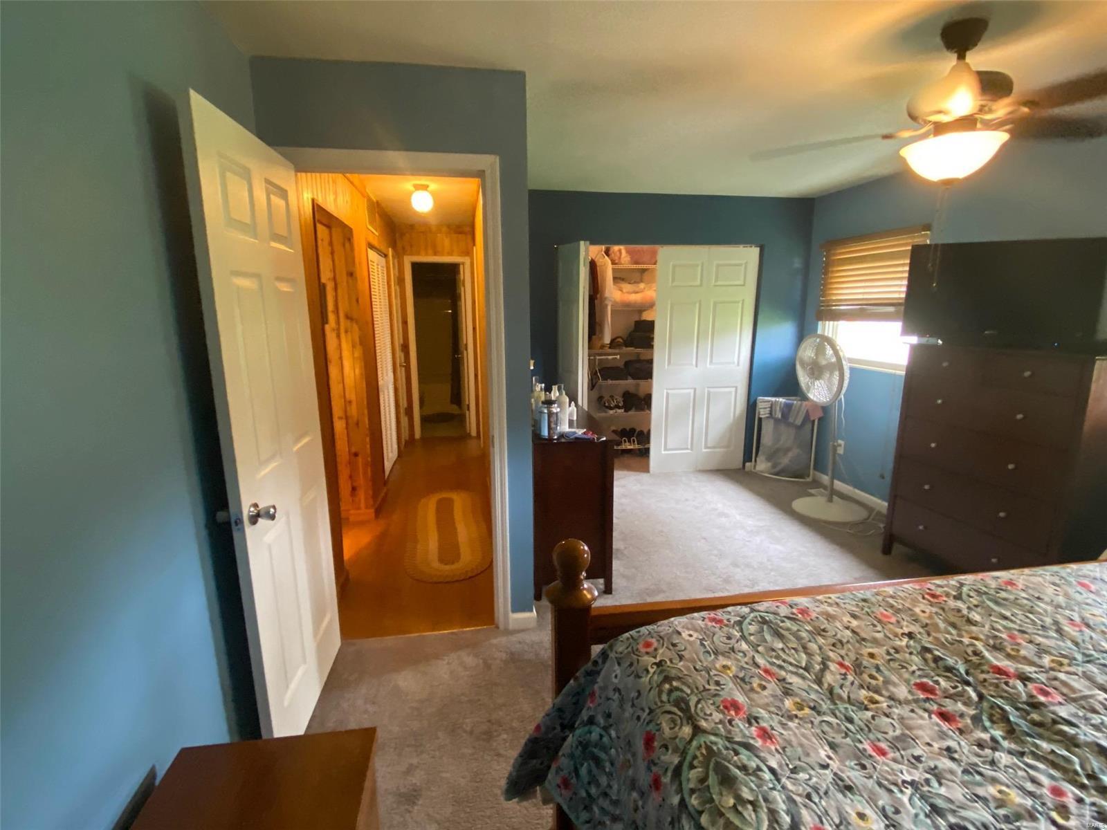 2516 Reveres Route Granite City, IL 62040 - Photo 14 of 32 Gallery Image 14
