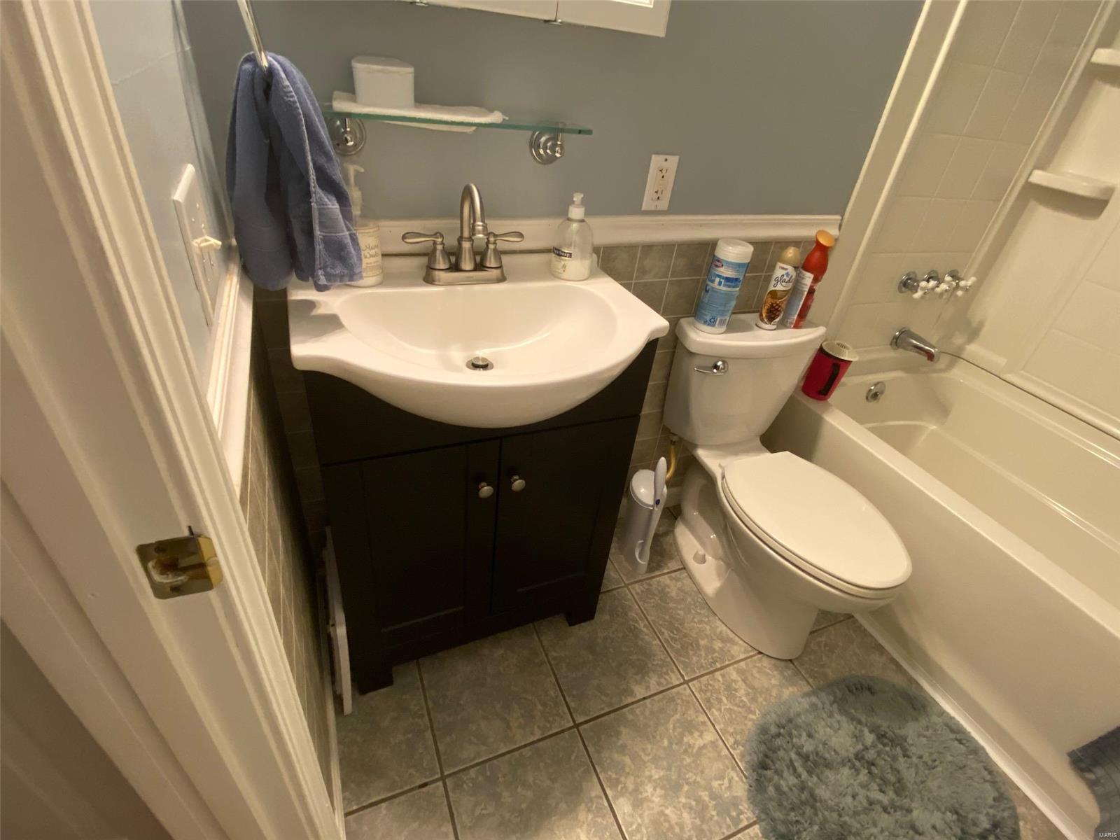 2516 Reveres Route Granite City, IL 62040 - Photo 18 of 32 Gallery Image 18