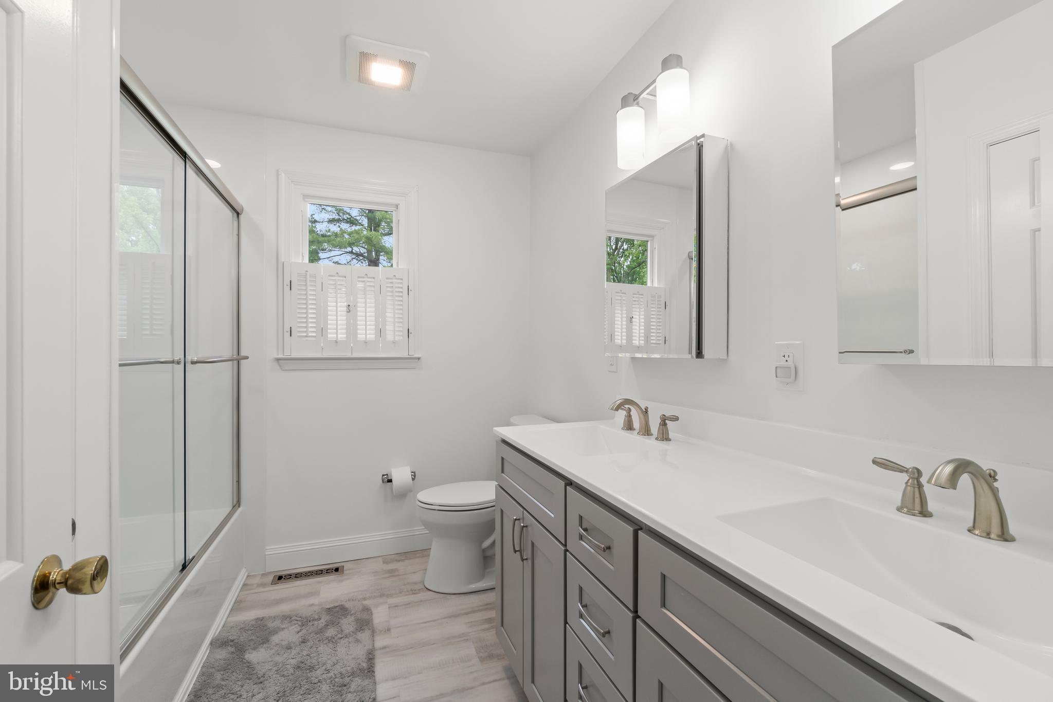 1757 Larkspur Road Cherry Hill, NJ 08003 - Photo 30 of 45 Renovated 2nd floor hall bath