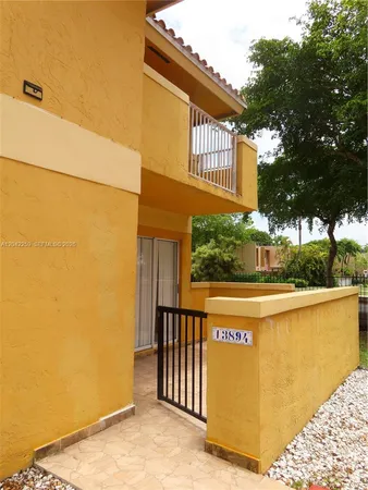$2,250 | 13894 Southwest 65th Terrace, Unit 12, Miami, FL 33183