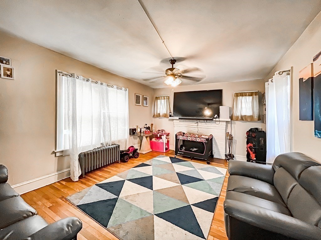 55 Blaine Street Springfield, MA 01108 - Photo 4 of 18 Gallery Image 4