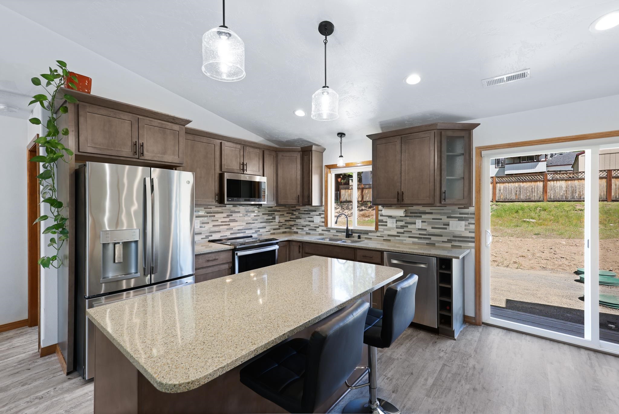 38116 North Sheets Road Elk, WA 99009 - Photo 18 of 44