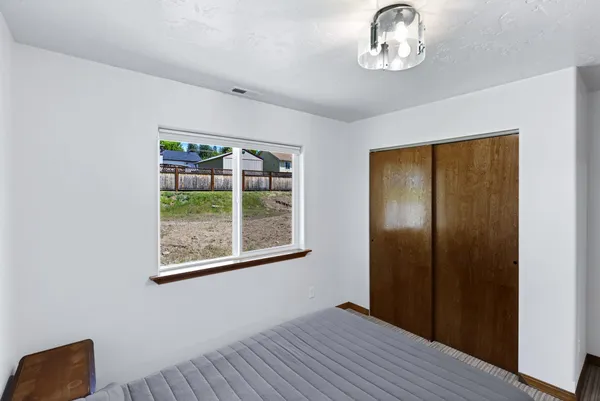 $412,000 | 38116 North Sheets Road, Elk, WA 99009
