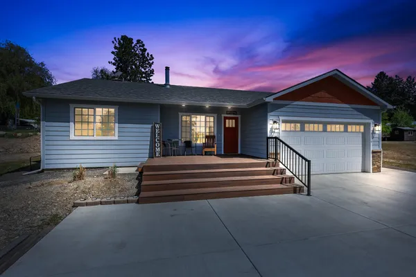 $412,000 | 38116 North Sheets Road, Elk, WA 99009