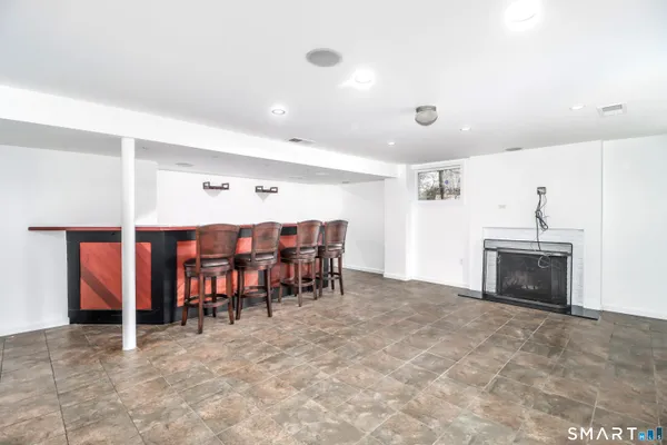 $4,350 | 8 Stonecrop Road North, Norwalk, CT 06851