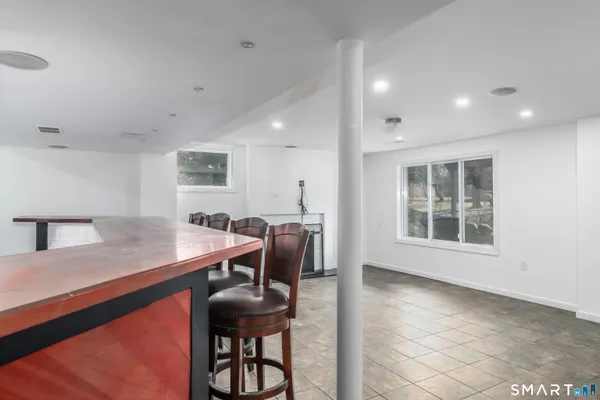 $4,350 | 8 Stonecrop Road North, Norwalk, CT 06851