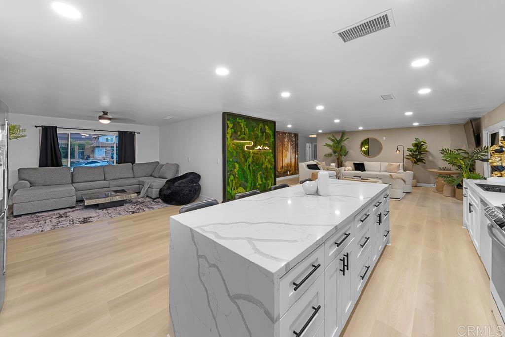 1286 Rippey Street El Cajon, CA 92020 - Photo 5 of 74