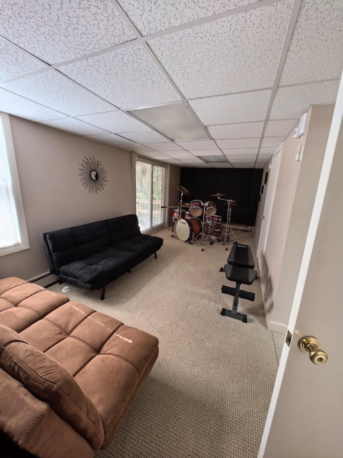 5 Cynthia Circle, Unit 5 Bangor, ME 04401 - Photo 25 of 31 Family Room or Bedroom