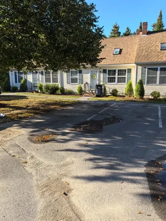 $249,500 | 5 Cynthia Circle, Unit 5, Bangor, ME 04401