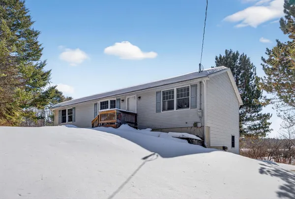 $565,000 | 2 Tidal Brook Road, Freeport, ME 04032