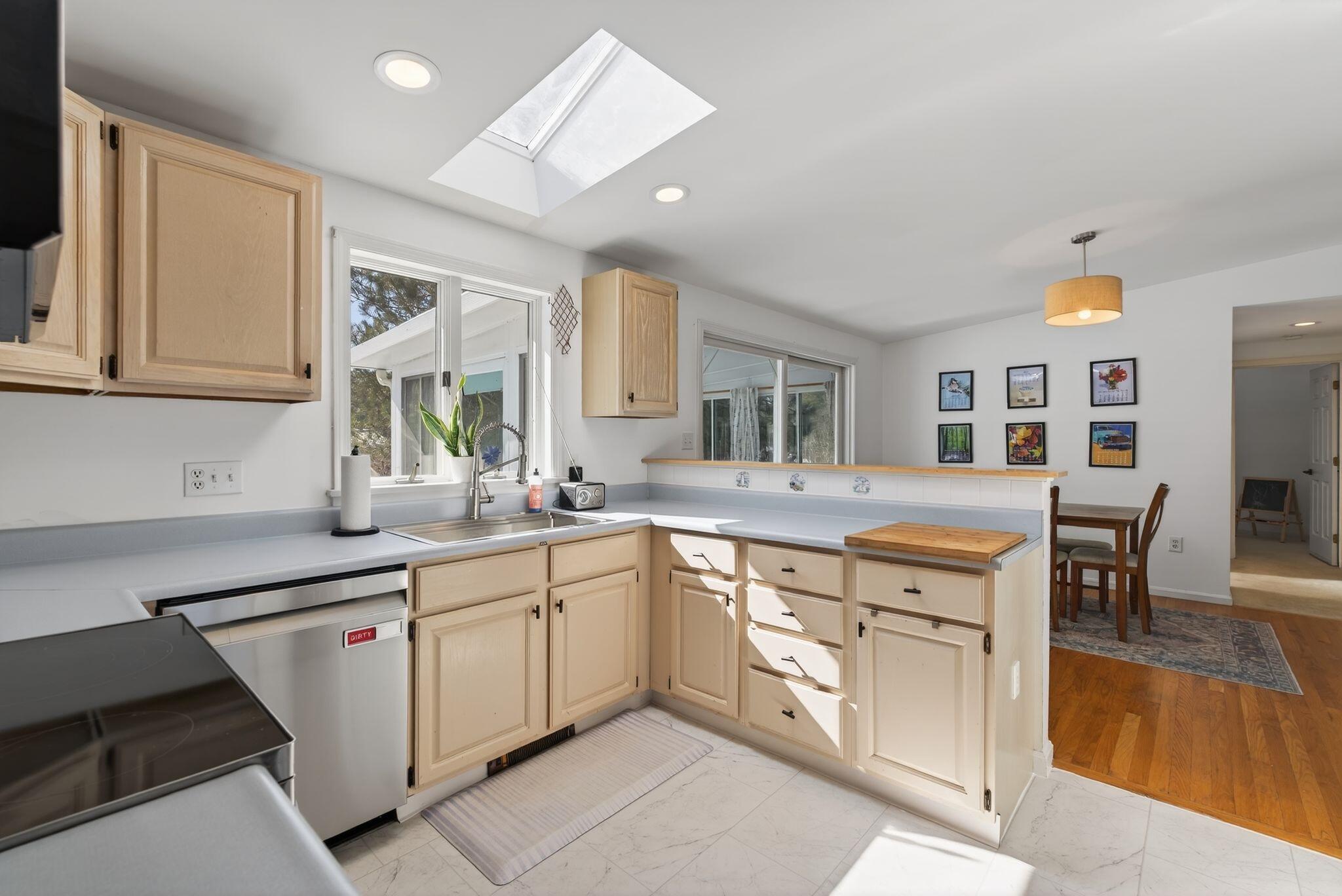 2 Tidal Brook Road Freeport, ME 04032 - Photo 9 of 20 Kitchen