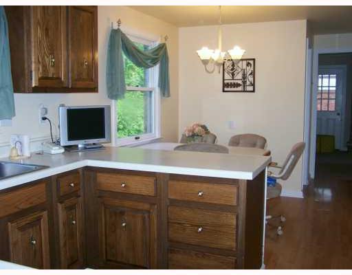 3634 School Road Murrysville, PA 15668 - Photo 3 of 7 Kitchen.