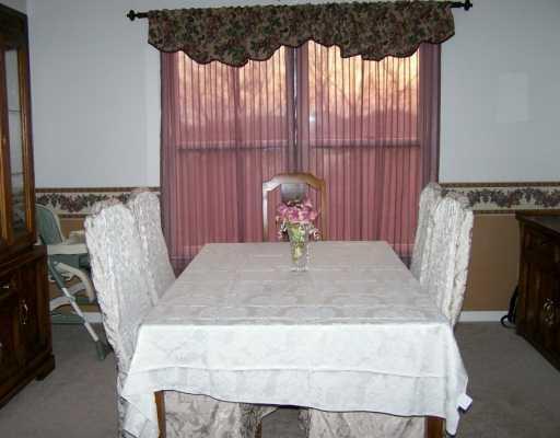3634 School Road Murrysville, PA 15668 - Photo 4 of 7 Dining Room.